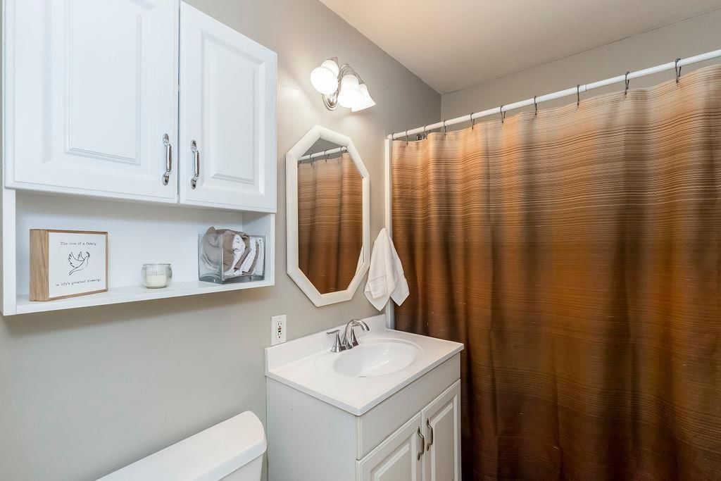 11410 W 70th Terrace — photo 16