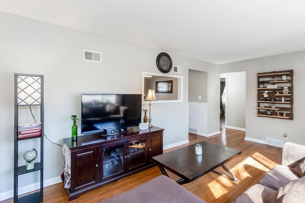 11410 W 70th Terrace — photo 5