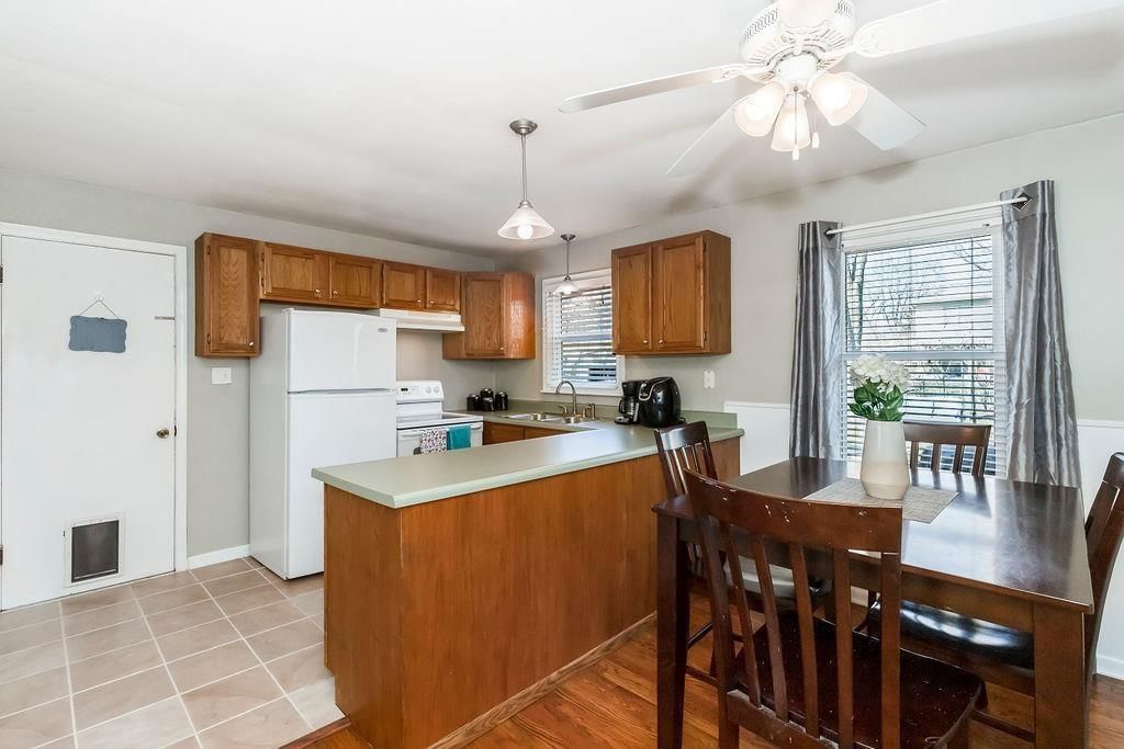 11410 W 70th Terrace — photo 7