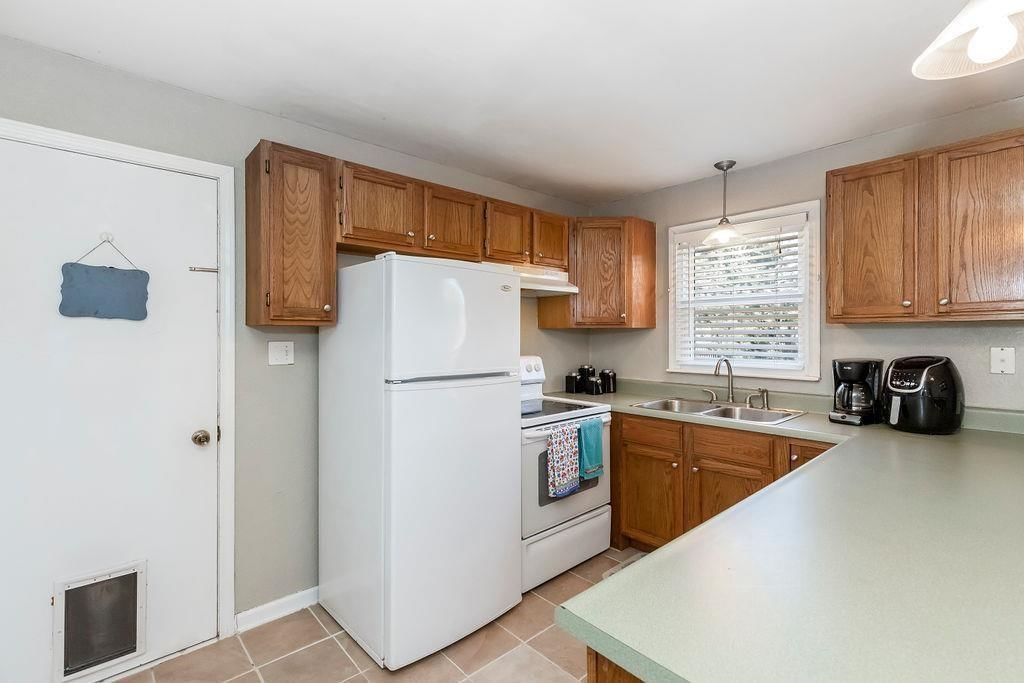 11410 W 70th Terrace — photo 10