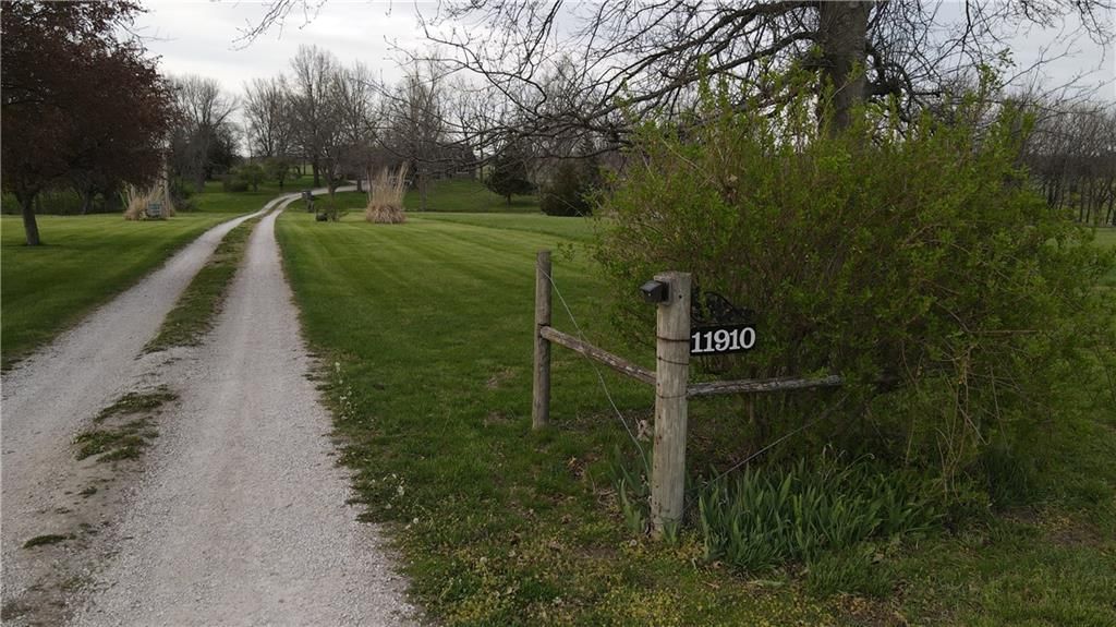 11910 E Brook Field Drive — photo 51