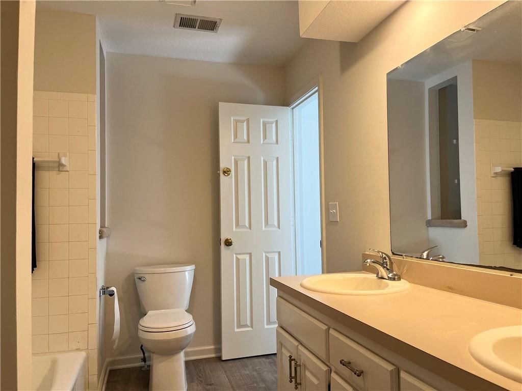 15523A W 303rd Street — photo 24