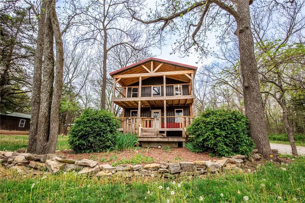 33 E Sugar Lake Cove — photo 2