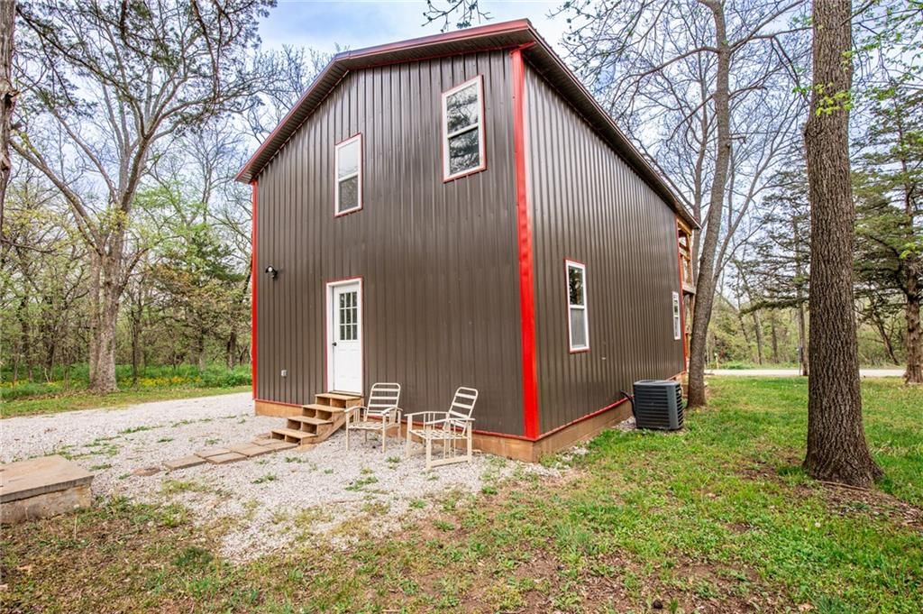 33 E Sugar Lake Cove — photo 11