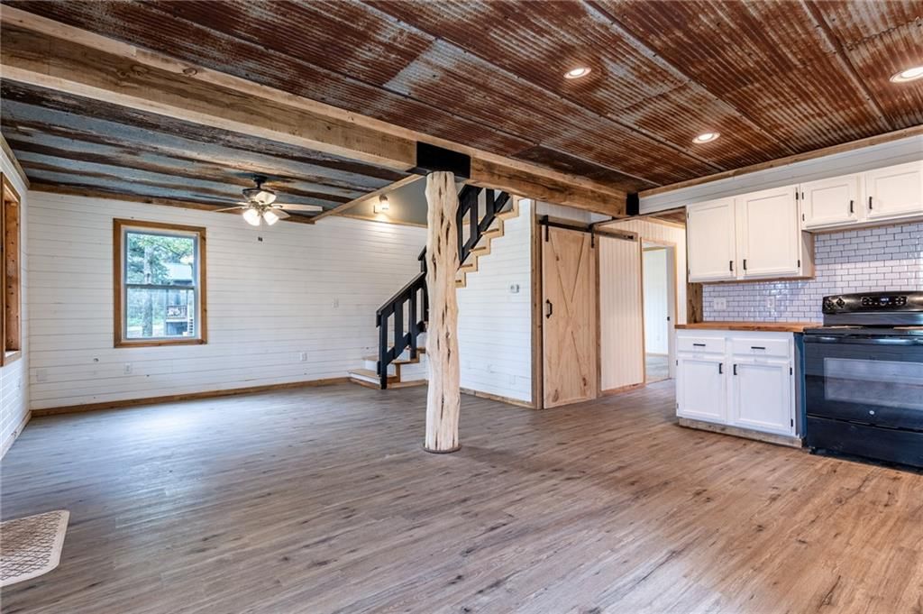 33 E Sugar Lake Cove — photo 21