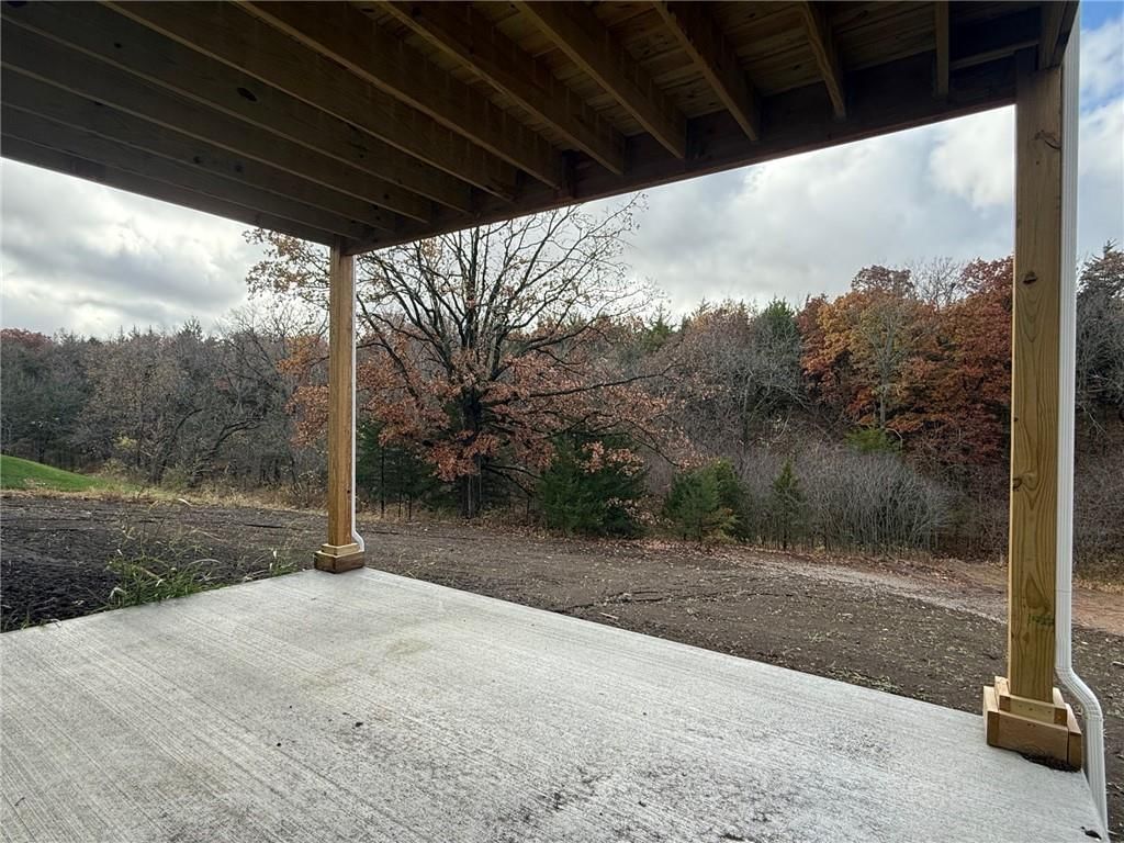 8532 Valley Spring Drive — photo 27