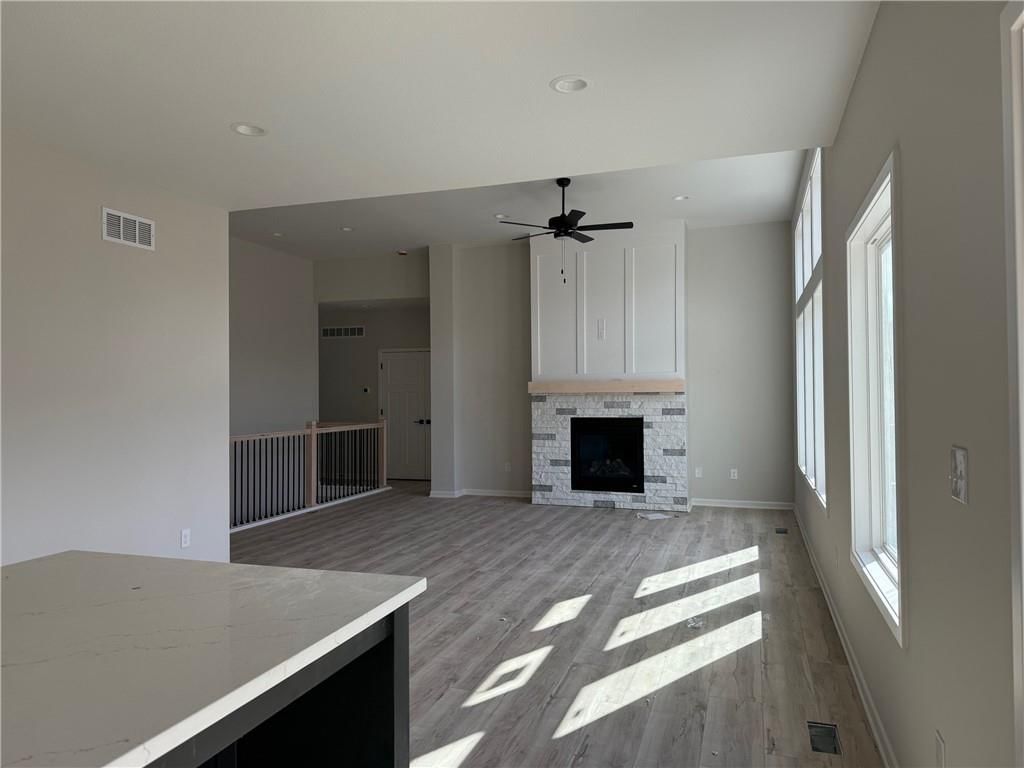 8532 Valley Spring Drive — photo 9