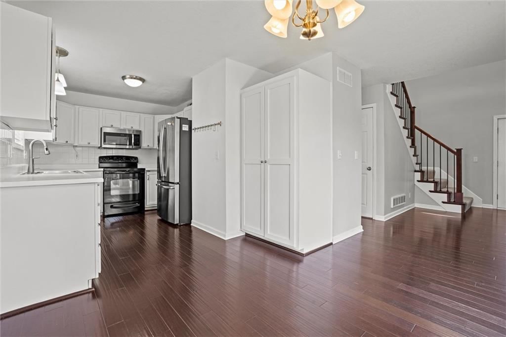 190 W Mockingbird Street — photo 9