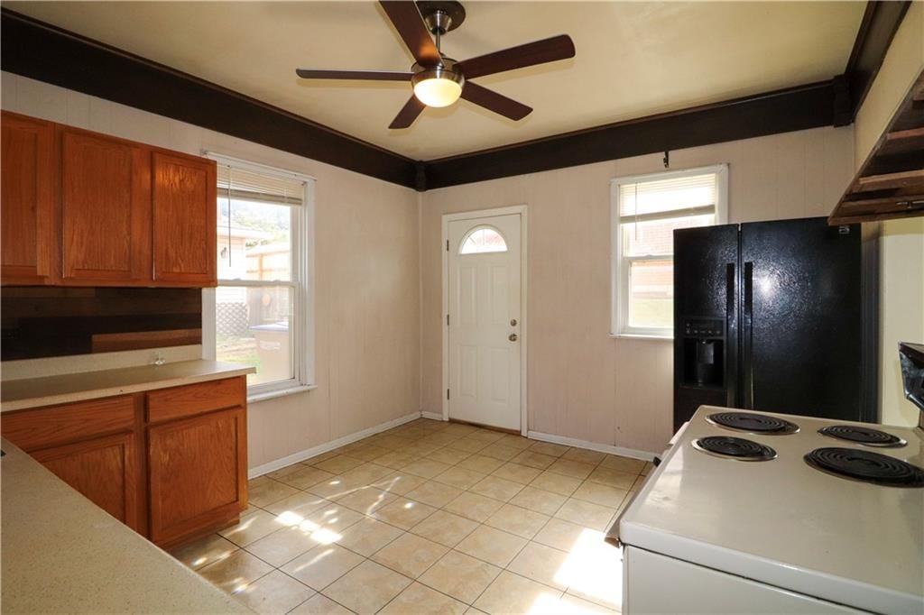 219 N 9th Street — photo 12