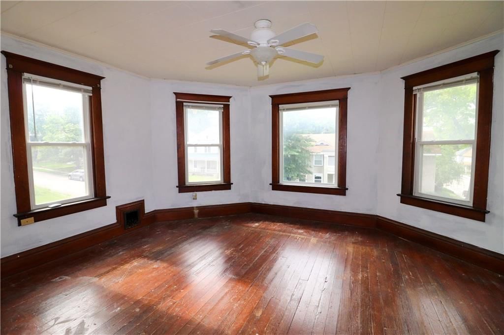 219 N 9th Street — photo 16