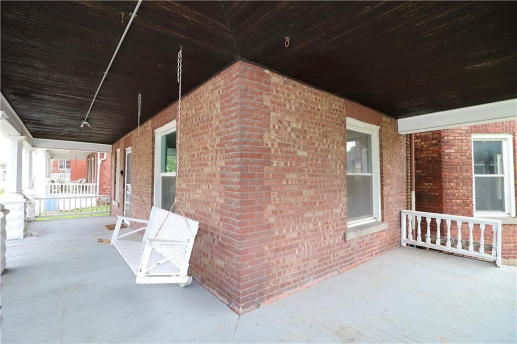 219 N 9th Street — photo 3