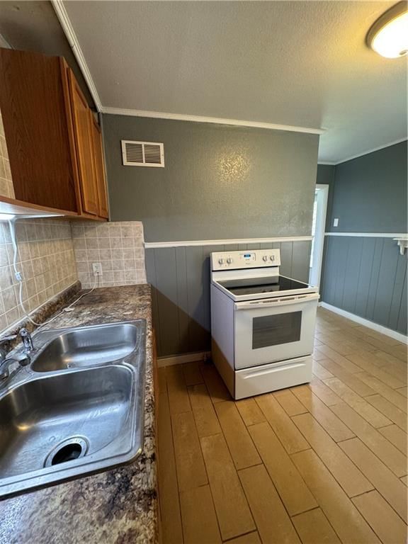 416 N 26th Street — photo 5