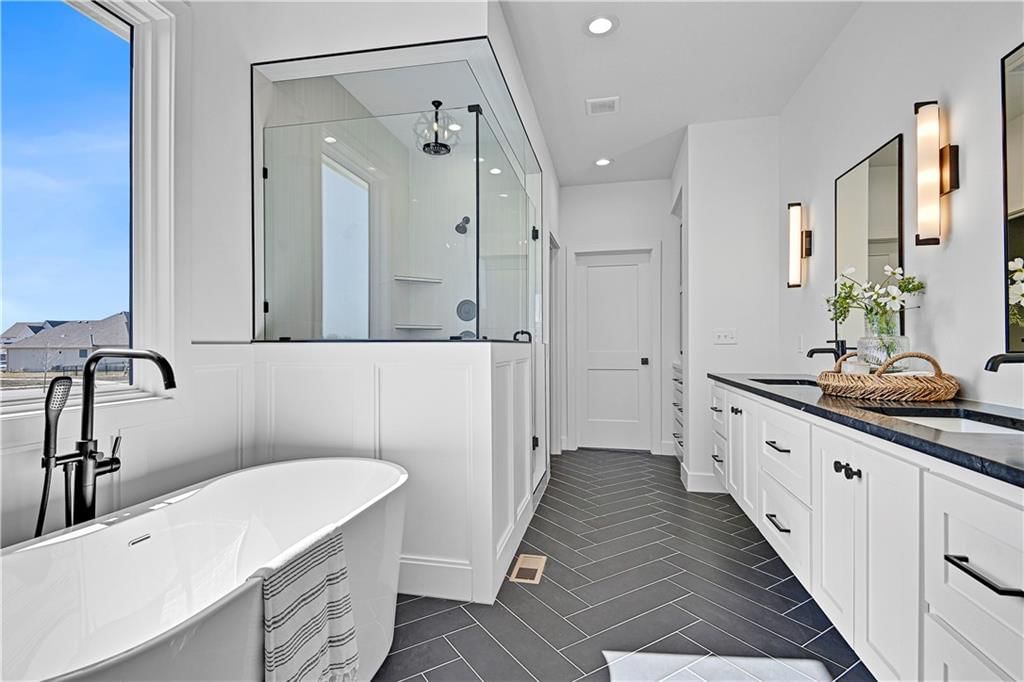 17413 Parkhill Street — photo 51