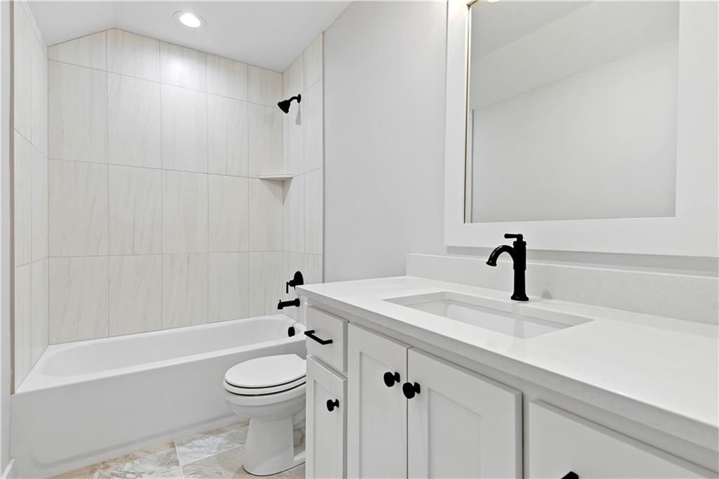 17413 Parkhill Street — photo 69