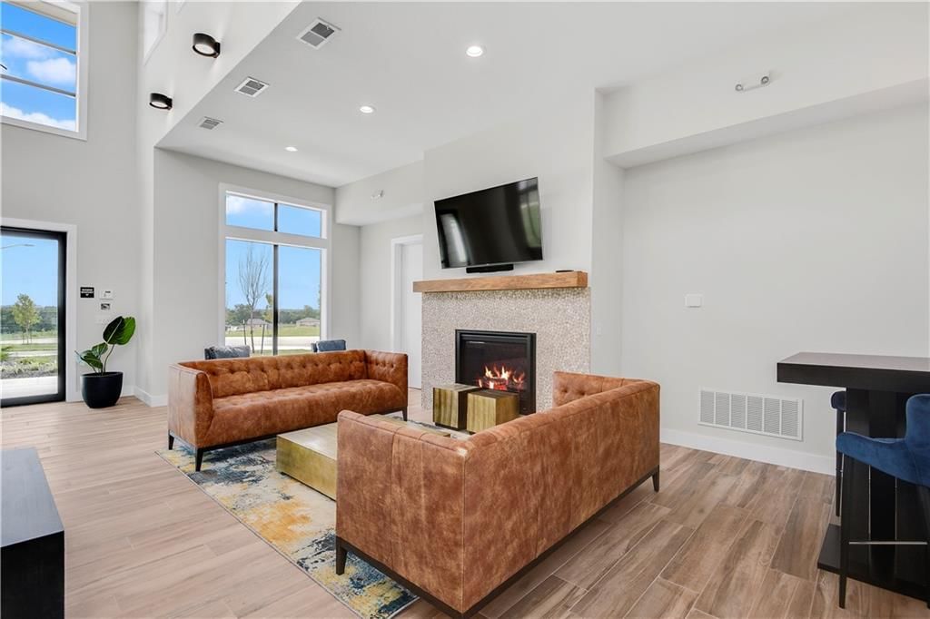 17413 Parkhill Street — photo 73