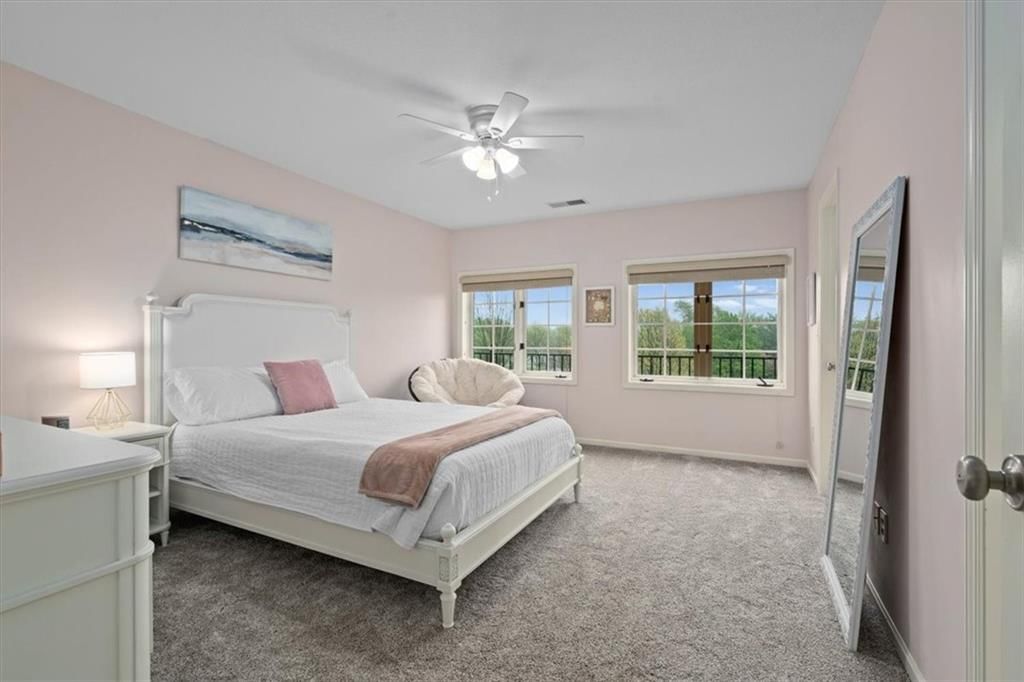 11610 S Walnut Street — photo 20