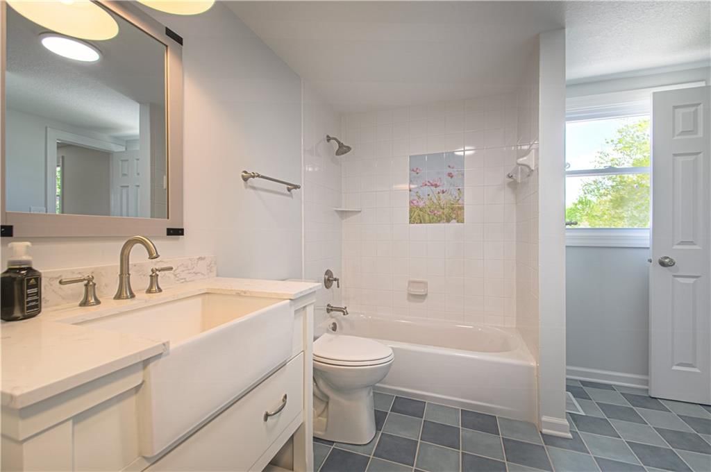 4405 NW 50th Street — photo 13