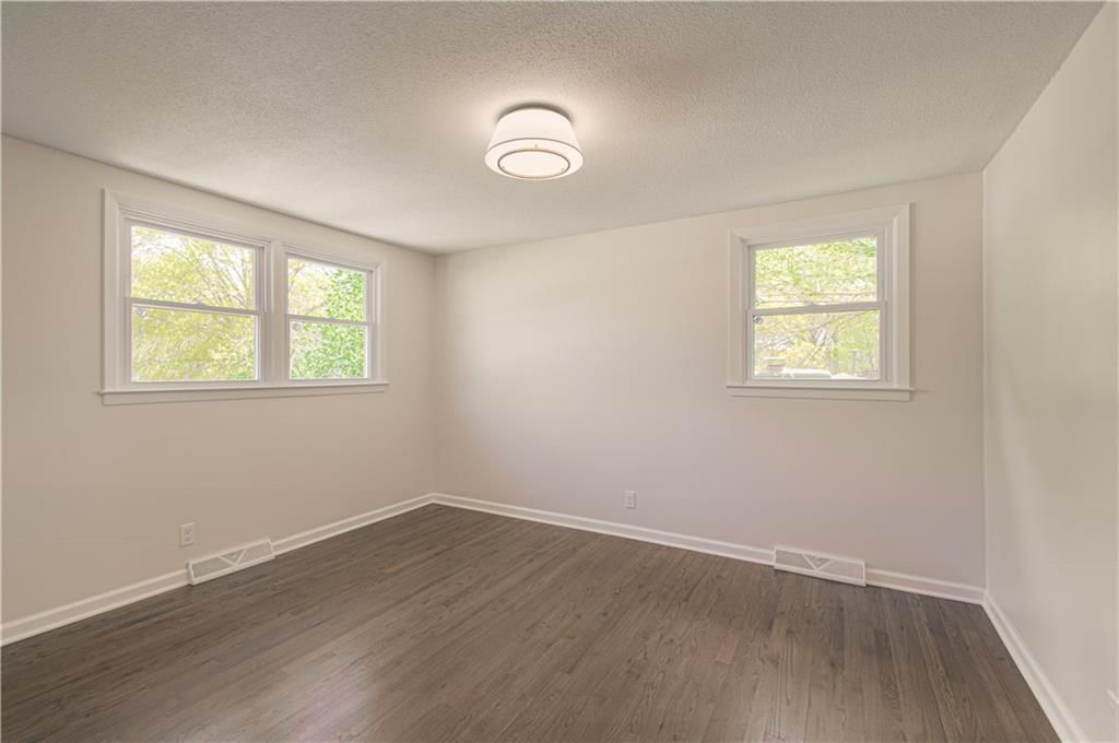 4405 NW 50th Street — photo 10