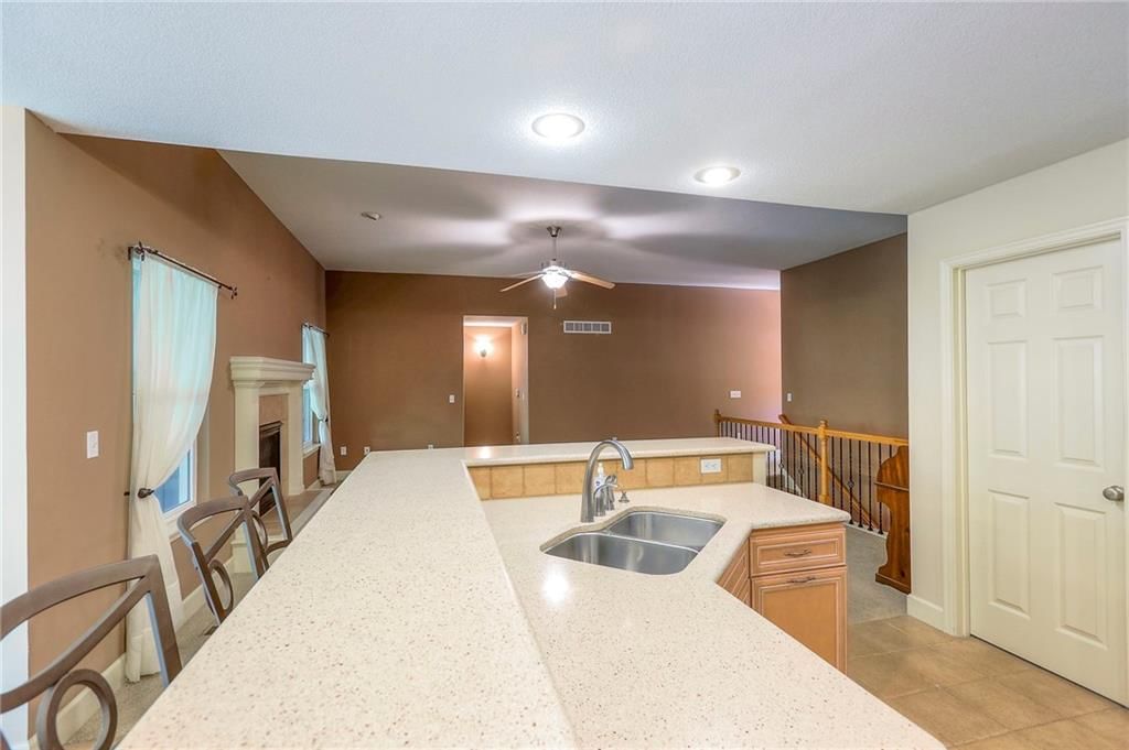 2820 S Woodbury Drive — photo 13
