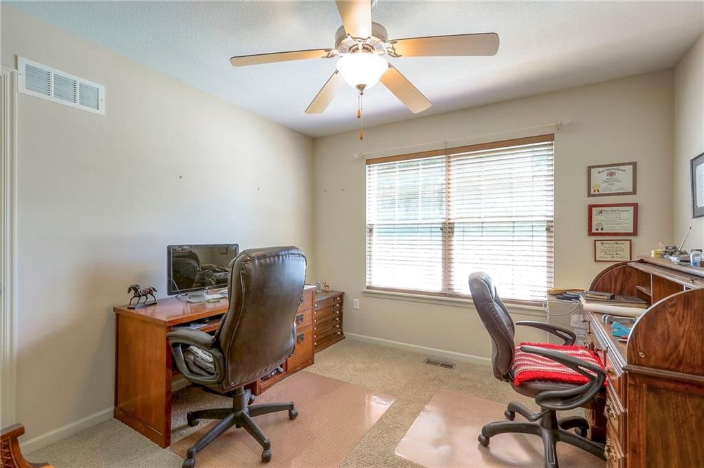 2820 S Woodbury Drive — photo 17