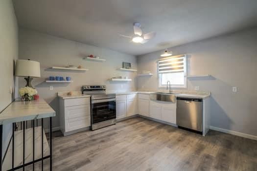 127 E Walnut Street — photo 22