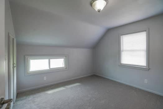 127 E Walnut Street — photo 35