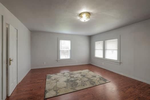127 E Walnut Street — photo 41
