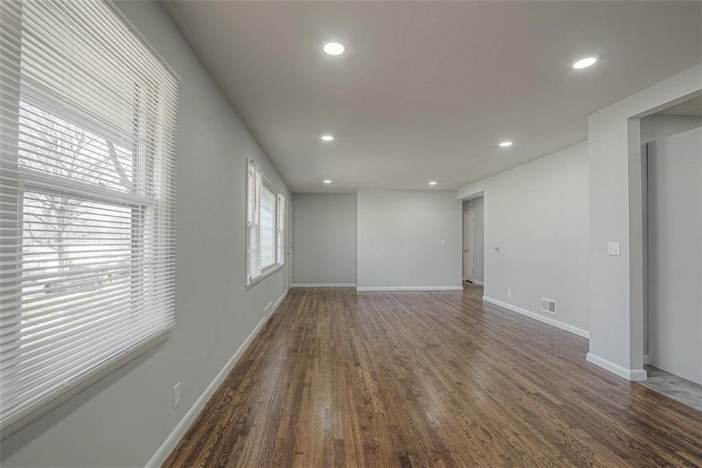5404 Woodson Road — photo 18