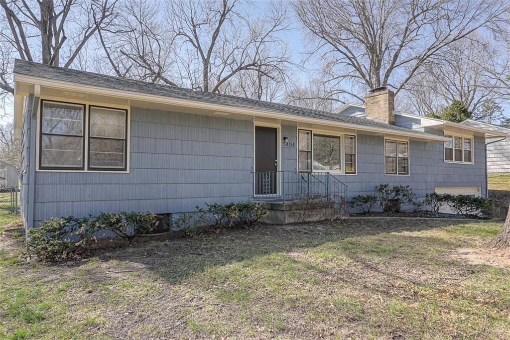 5404 Woodson Road — photo 3