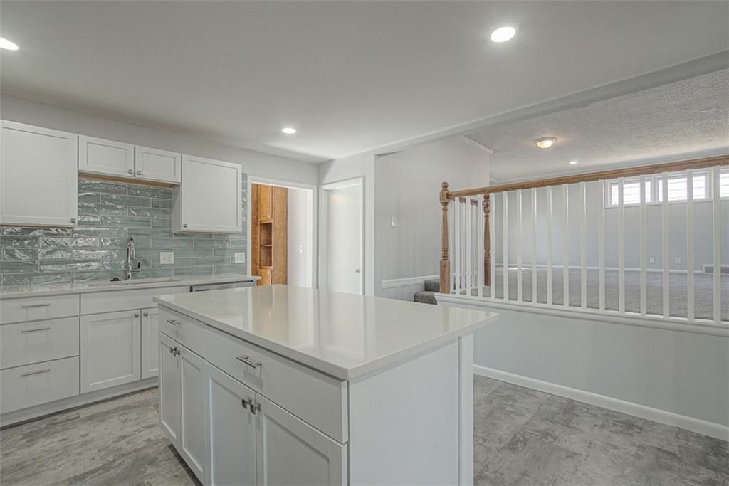 5404 Woodson Road — photo 23