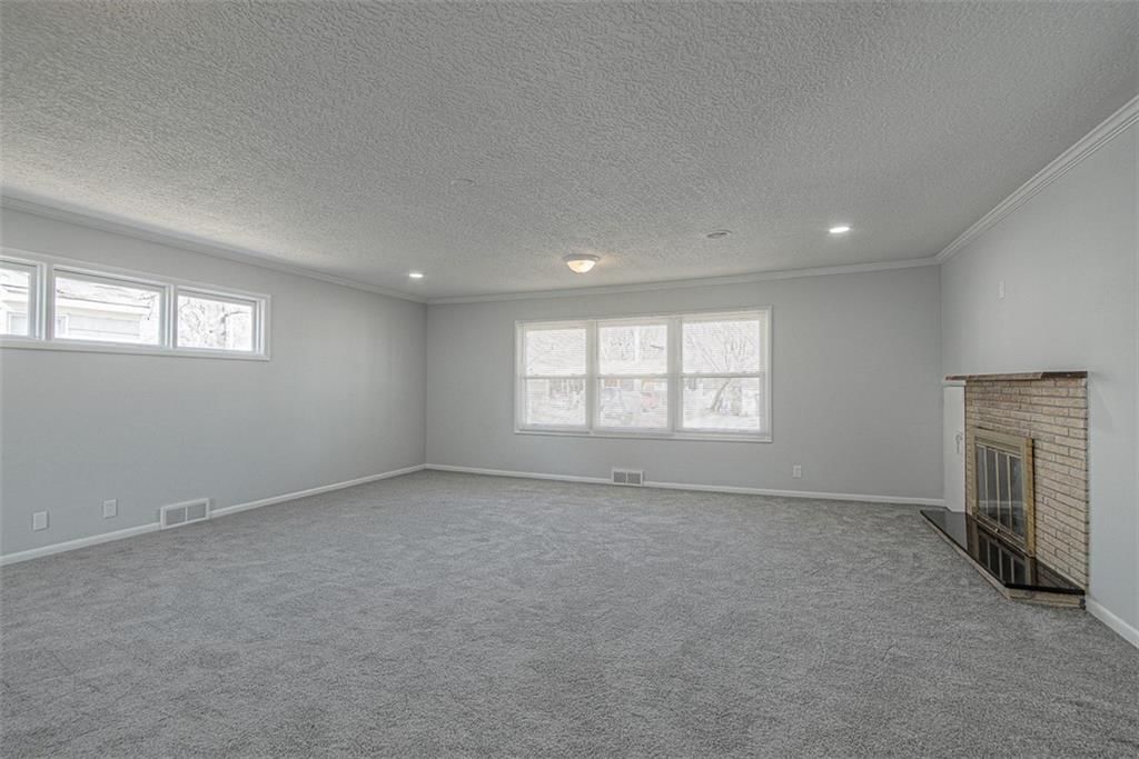 5404 Woodson Road — photo 27