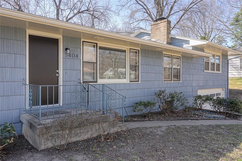 5404 Woodson Road — photo 4