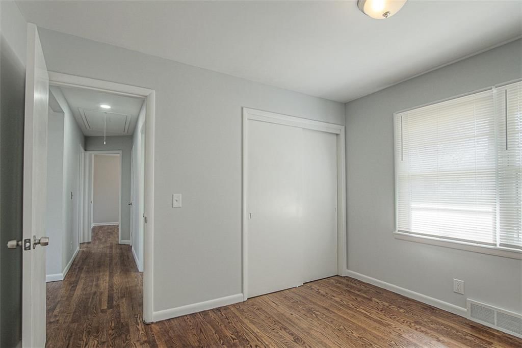 5404 Woodson Road — photo 33