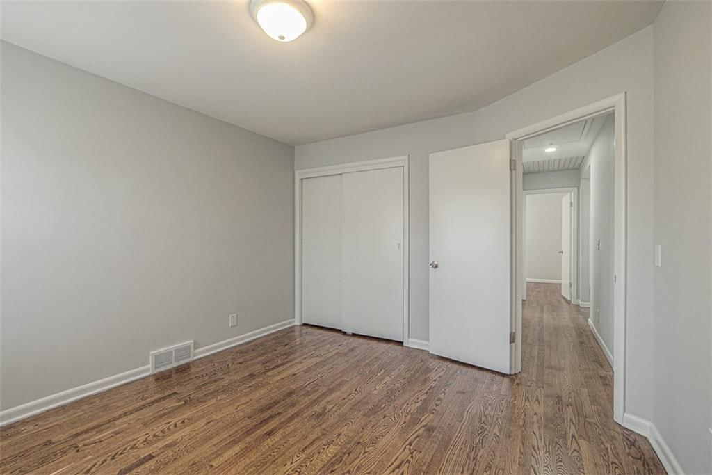 5404 Woodson Road — photo 36
