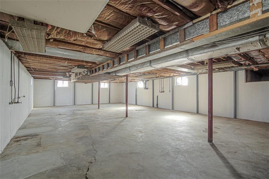 5404 Woodson Road — photo 41