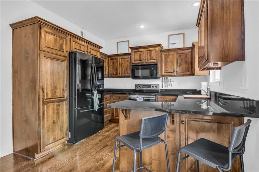 12712 Walker Avenue — photo 4