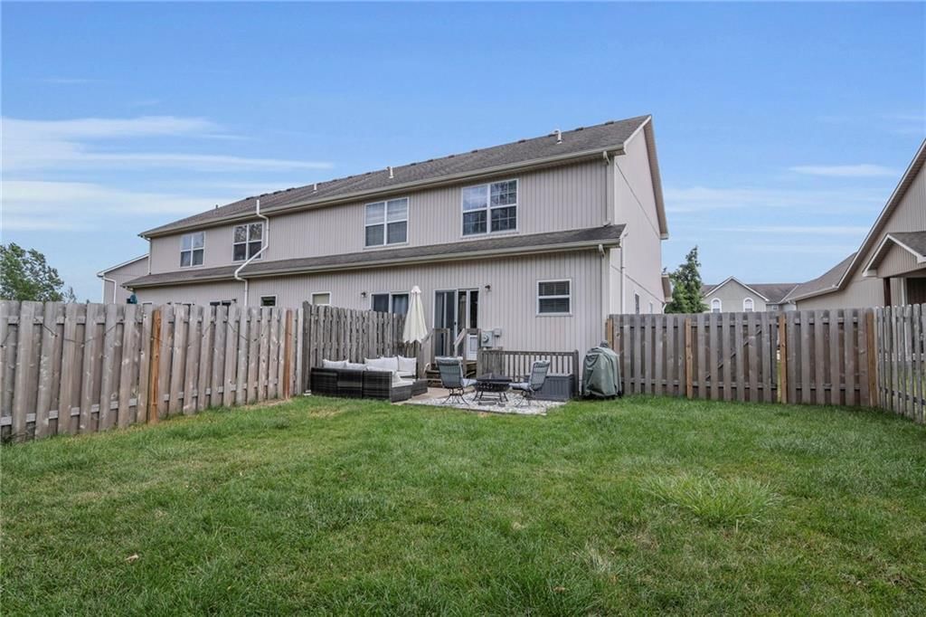 12712 Walker Avenue — photo 32