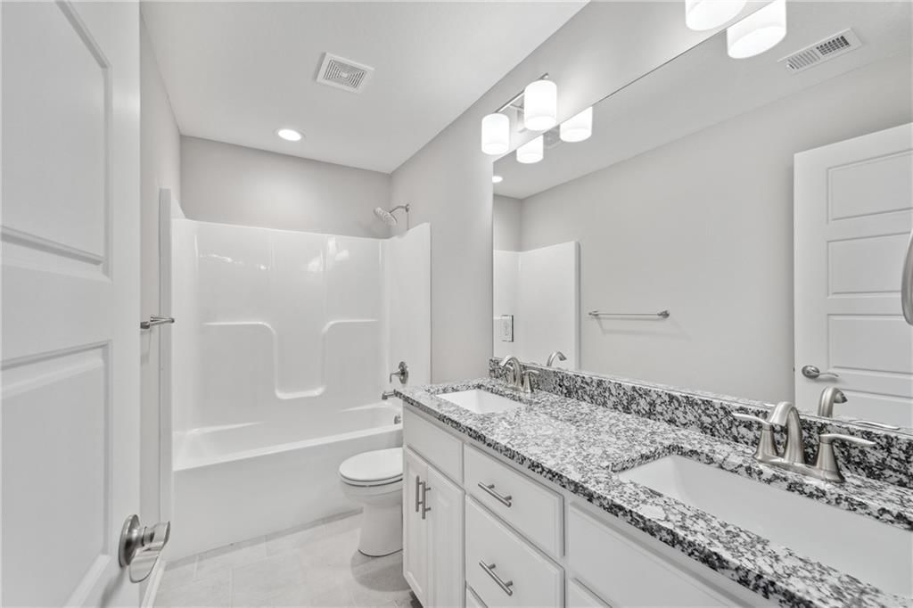 10303 N Winchester Avenue — photo 29