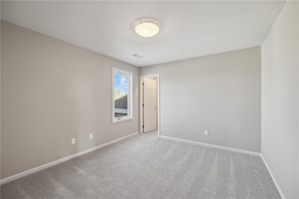 10303 N Winchester Avenue — photo 32