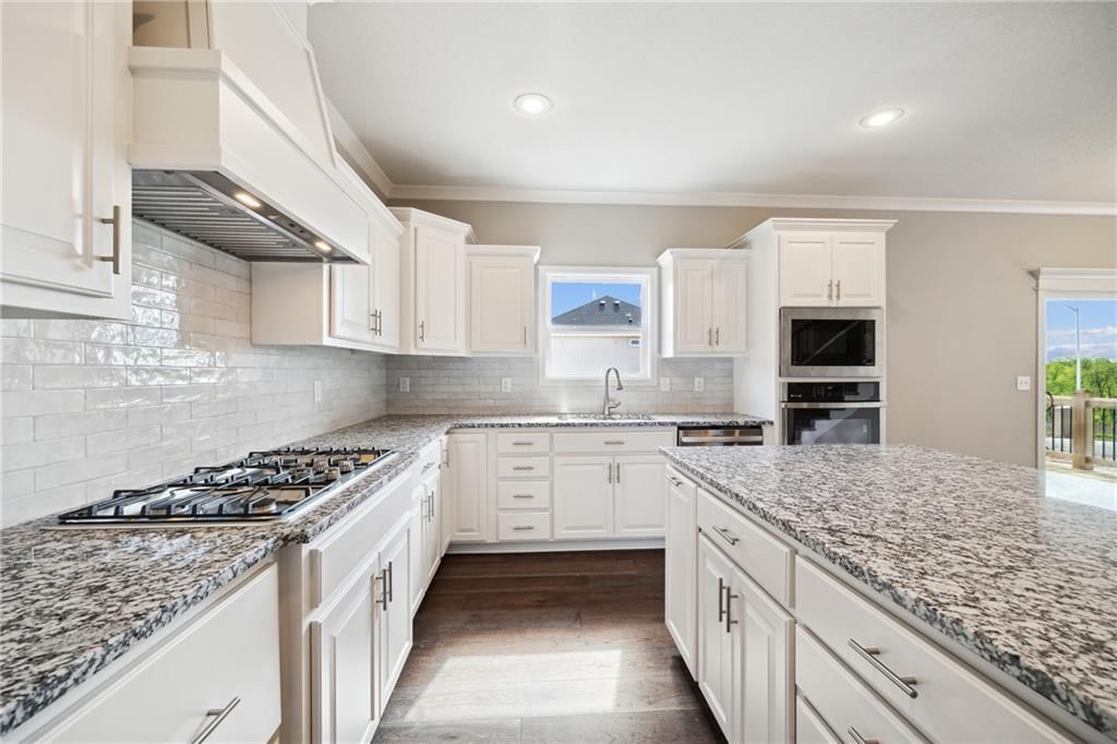 10303 N Winchester Avenue — photo 10
