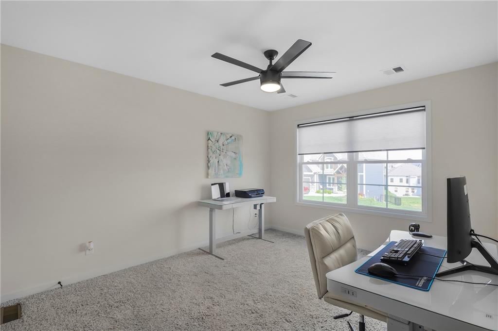 7610 N Tullis Avenue — photo 24