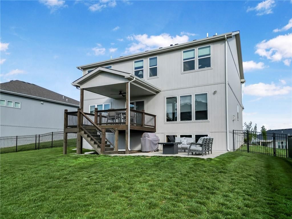 7610 N Tullis Avenue — photo 29