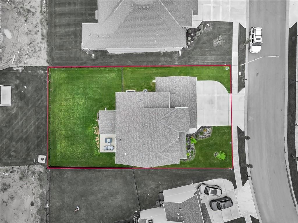 7610 N Tullis Avenue — photo 31