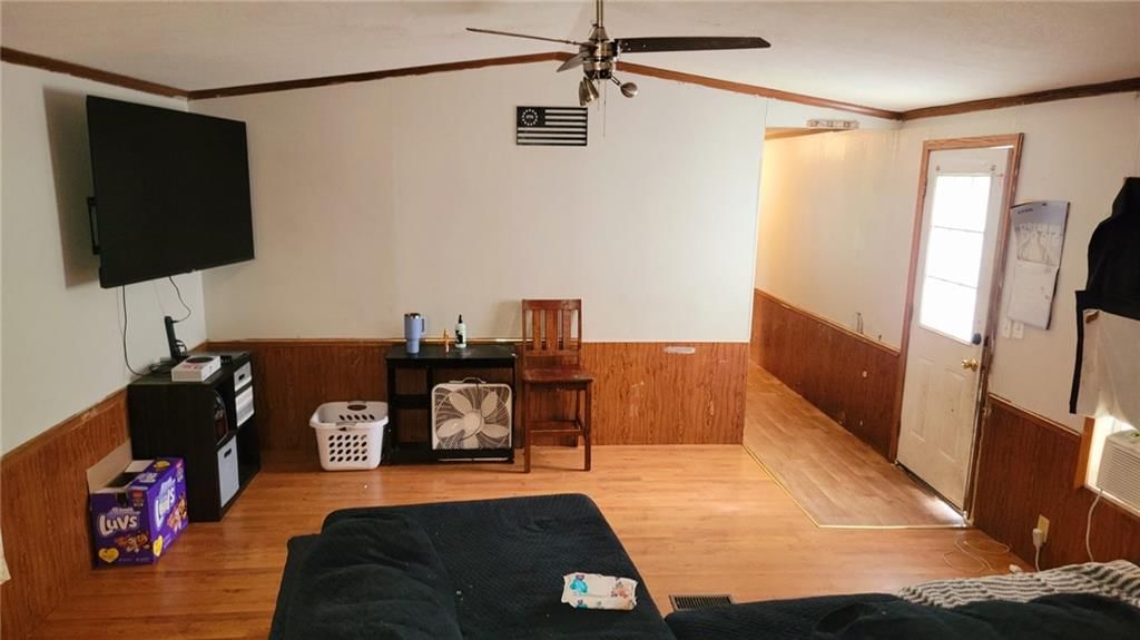 604 Kansas Street — photo 2