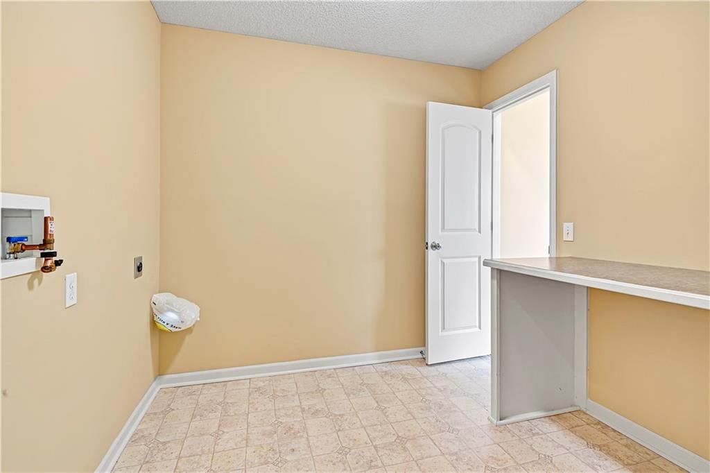 21294 W 113th Place — photo 22