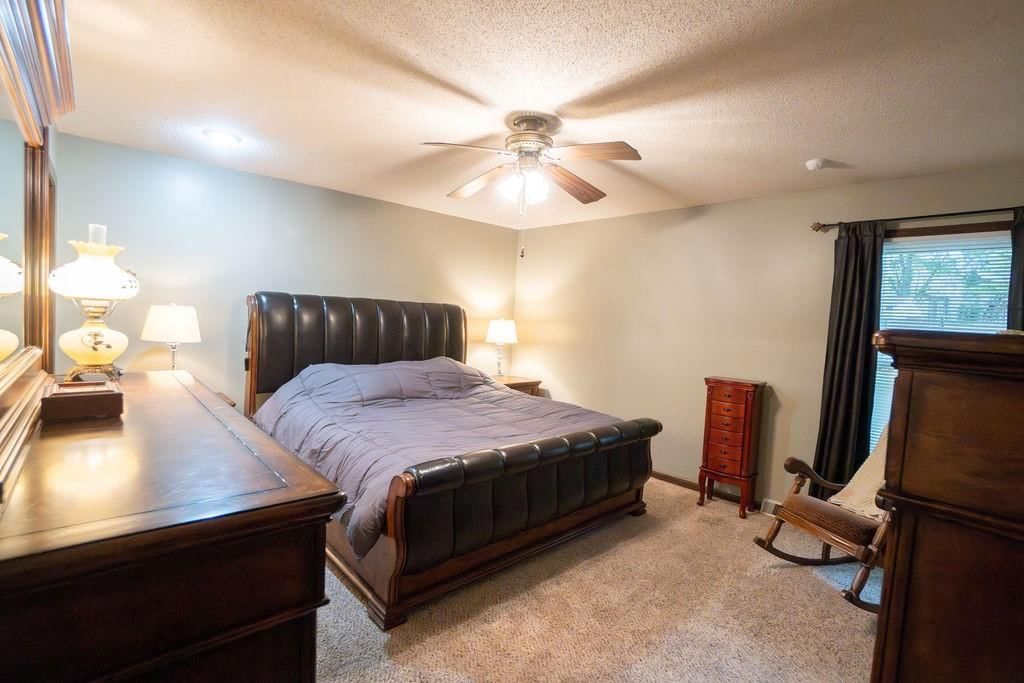 301 Valley Drive — photo 11