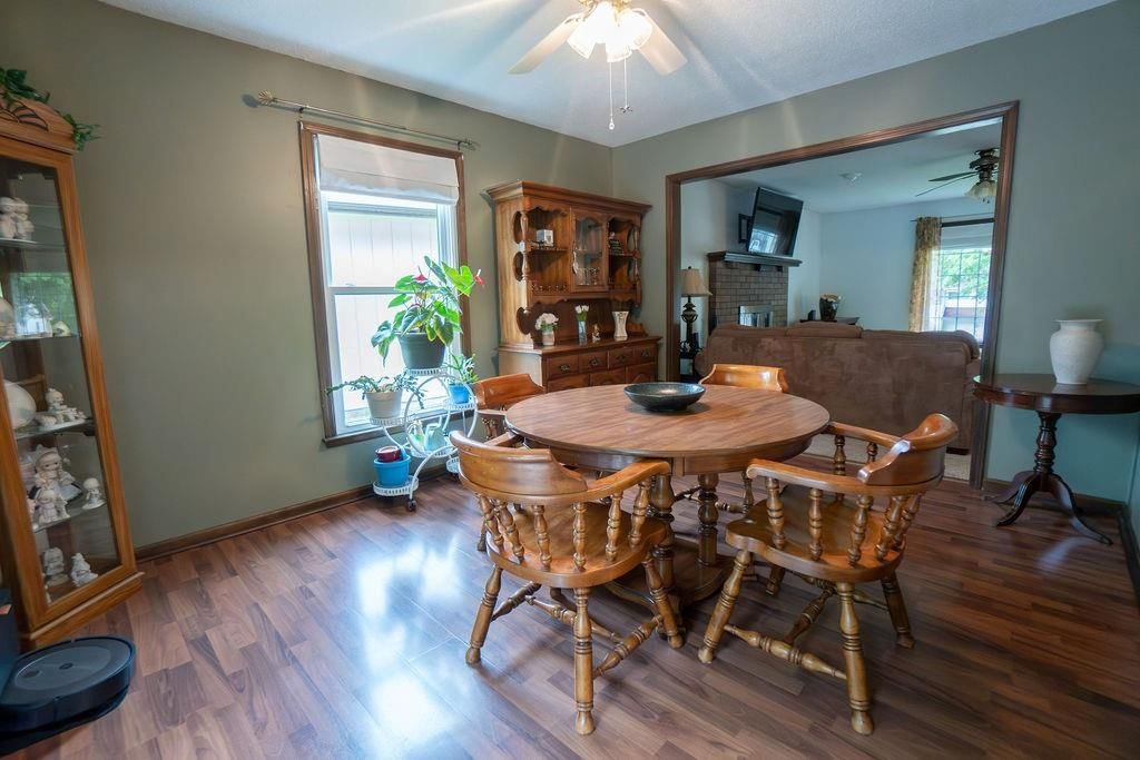 301 Valley Drive — photo 9