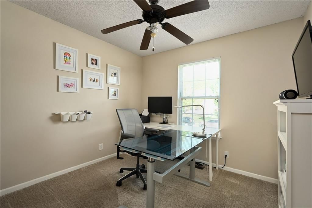 261 W Mockingbird Street — photo 18