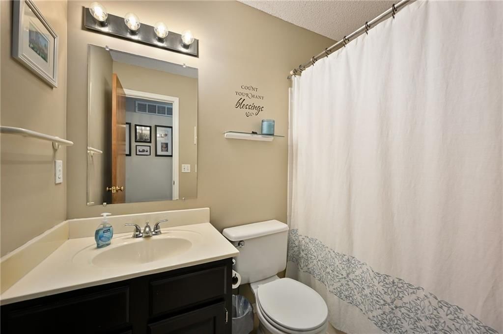 261 W Mockingbird Street — photo 19