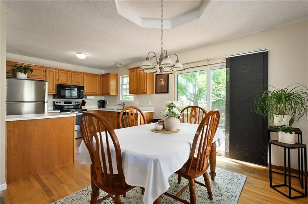 261 W Mockingbird Street — photo 9